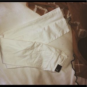 White AE skinny jeans